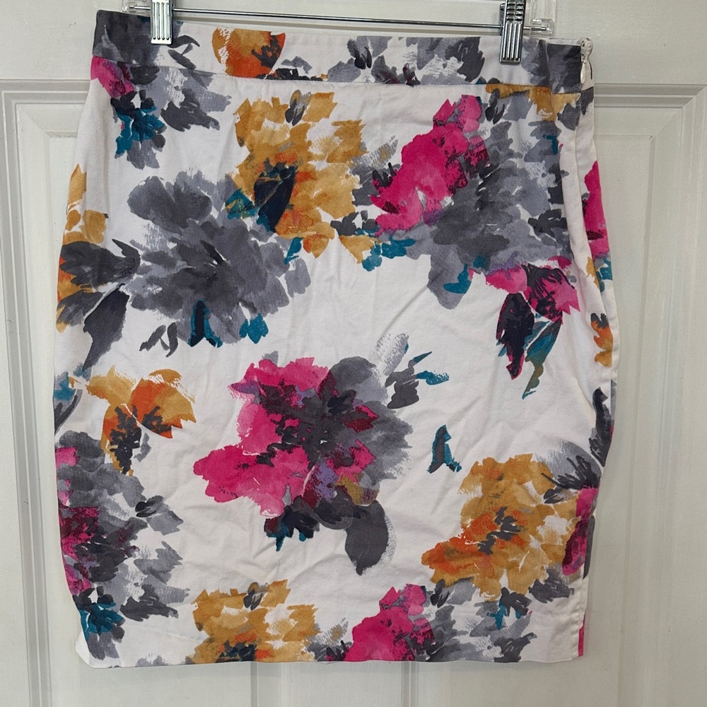The Limited Multicolor Floral Pencil Skirt